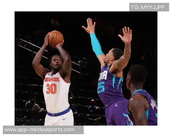 迪班萨狂砍33分10篮板10助攻助杨百翰豪取九连胜状态火热引发关注